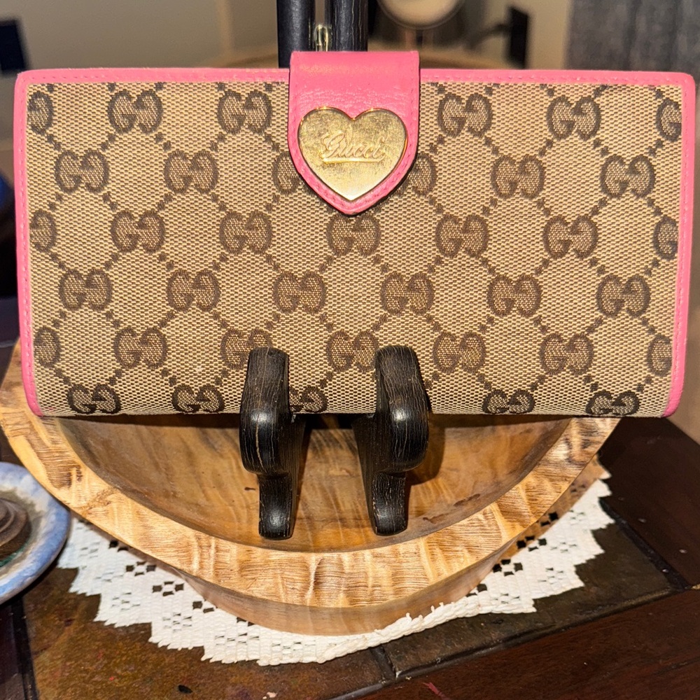 Gucci Beige and Pink Monogram Wallet